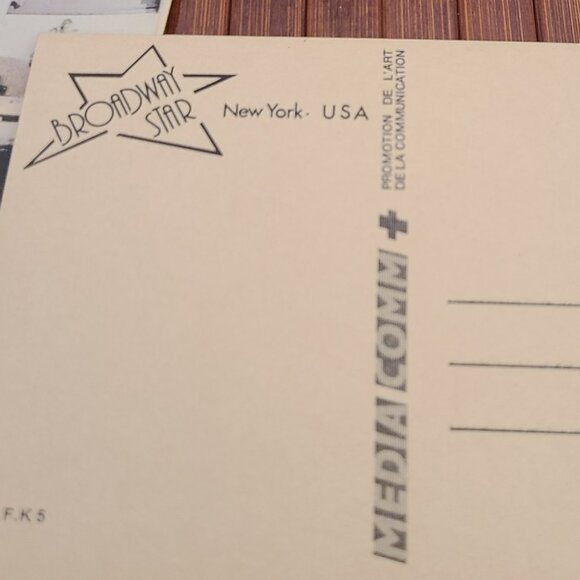 14 Movie/Music Celebrity Vintage Postcards - Picture 6 of 8